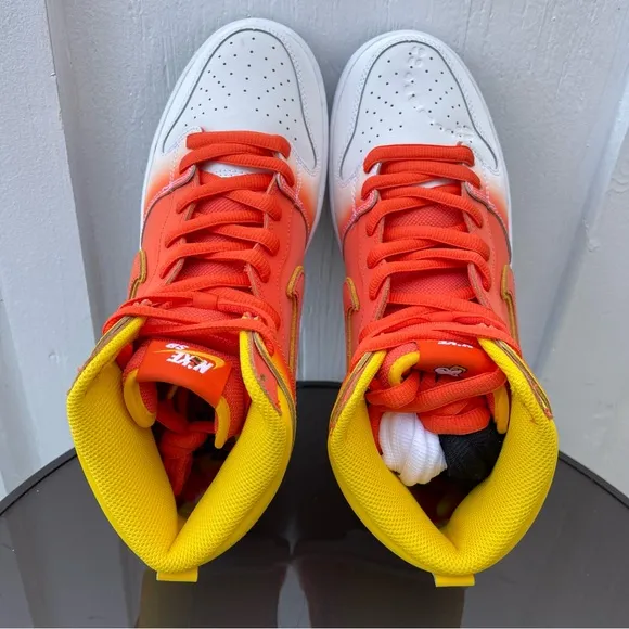 Men Nike SB Dunk High Pro Skate Shoes Sweet Tooth FN5107-700 Size 9.5
