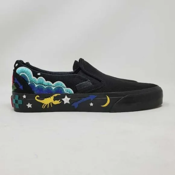 Men's 3.5 / Women's 5 Vans Desert Embellish black classic slip on skate shoes