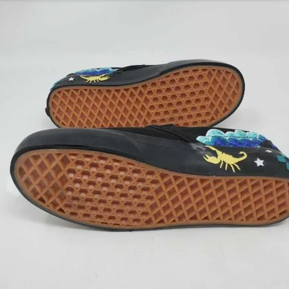 Men's 3.5 / Women's 5 Vans Desert Embellish black classic slip on skate shoes
