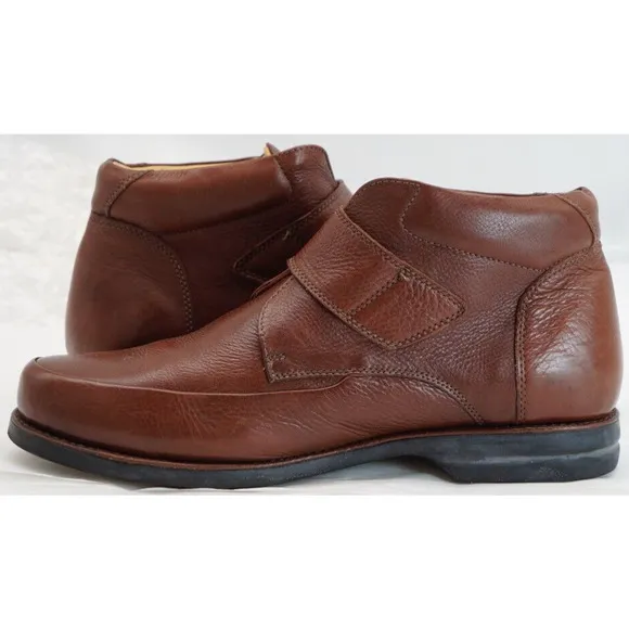 Mens Anatomic &amp; Co Strap closure ankle boots size US 10 EU 43