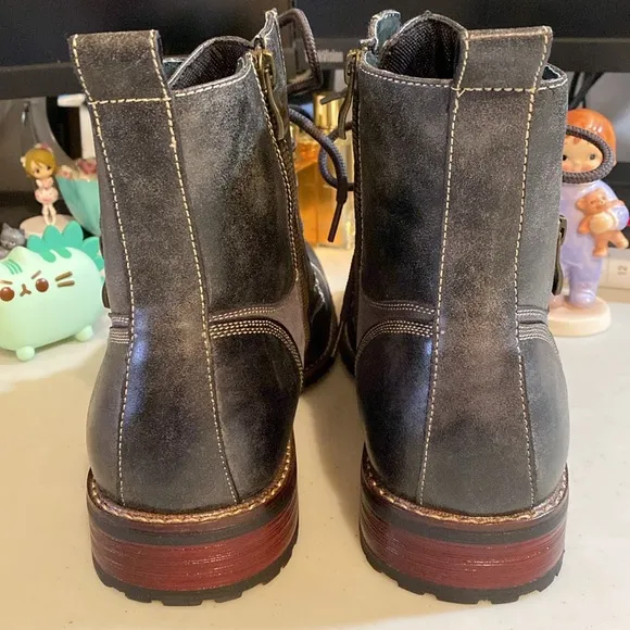 Mens Ankle Boots, Combat, Lace Up Ferro Aldo, Size 10.5