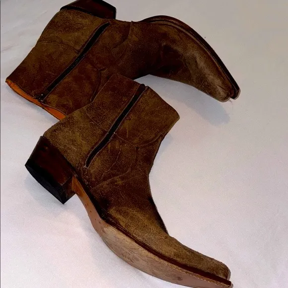 Men’s Cowboy Boots with Pointed Toe, Size 13