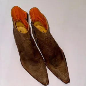 Men’s Cowboy Boots with Pointed Toe, Size 13