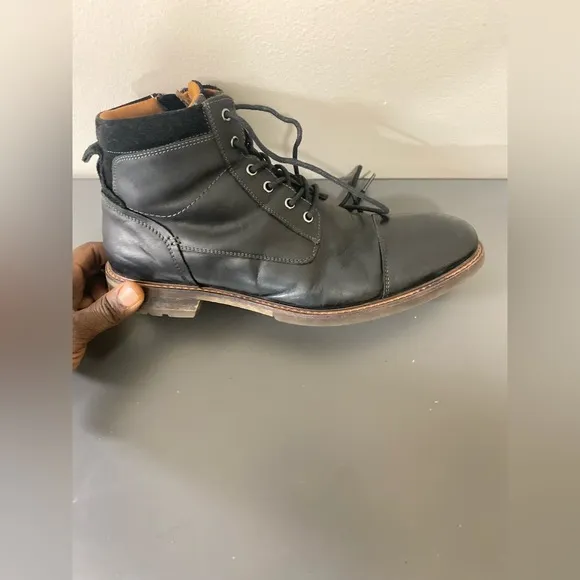Mens Florsheim Boots,Lodge Cap Toe Lace-Up Boot Black Size 12.excellent Conditio