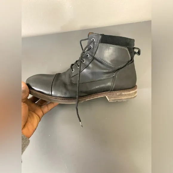Mens Florsheim Boots,Lodge Cap Toe Lace-Up Boot Black Size 12.excellent Conditio