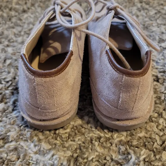 Mens Kenneth Cole Suede Sand Chukkas size 7