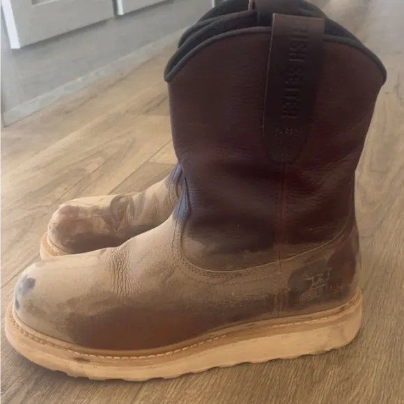 Mens Red Wing Steel Toe Work Boots size 9 wide ( Irish setters )