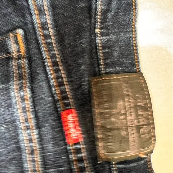 Men’s Relaxed boot fit wrangler jeans