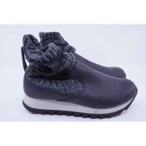 Merrell Alpine Womens Size 7M Black Pull-On Knit Ankle Boot Black EUC