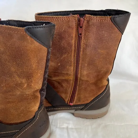 Merrell Emery Rust Distressed Leather Pull On Ankle Boot Rubber Sole | Size 9