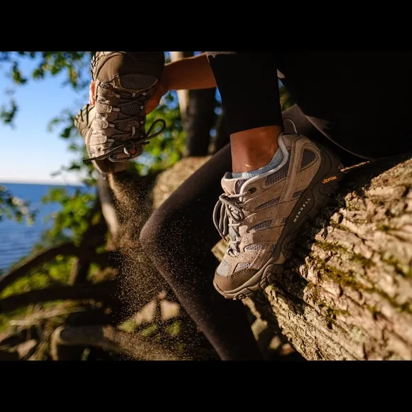 Merrell Moab 2 Hiking Shoes