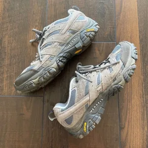 Merrell Moab 2 Hiking Shoes