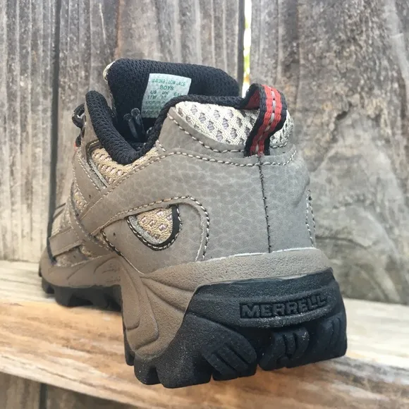 Merrell Moab boys hiking shoes size 11W