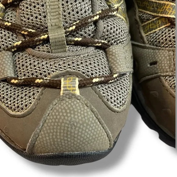 Merrell Siren Hiking Shoes Women’s Size 10 Gore-Tex XCR/Brindle/Vibram Brown