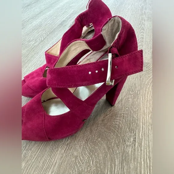 Michael Kors EUC Suede Block Heel Pumps Sandals Shoes Size 8, 38 Burgundy Maroon