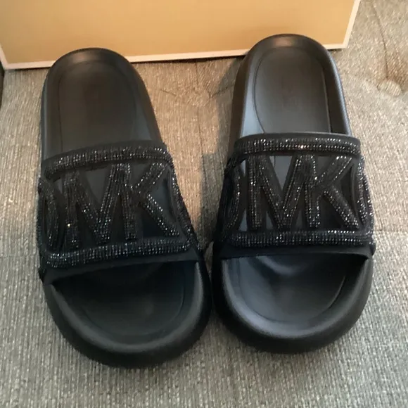 Michael Kors MICHAEL MMK Splash Slide Sandals, size 8