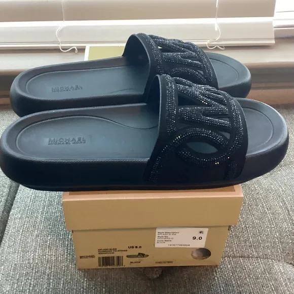 Michael Kors MICHAEL MMK Splash Slide Sandals, size 9