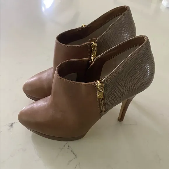 Michael Kors York Zip Up Ankle Booties Brown Leather Stiletto Heel size 10M