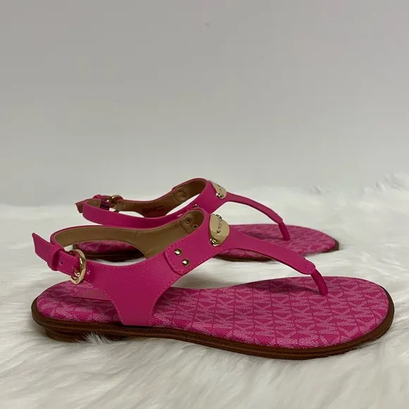 MICHAEL Michael Kors MK Plate Leather Thong Sandal In Magenta Size 7.5 NW