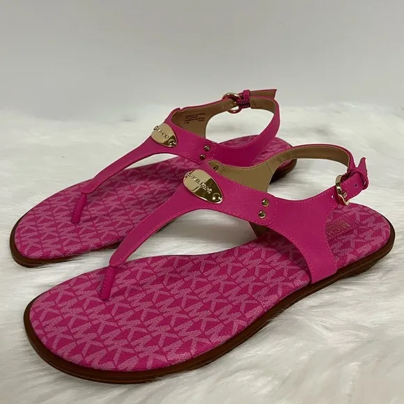 MICHAEL Michael Kors MK Plate Leather Thong Sandal In Magenta Size 7.5 NW