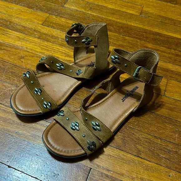 Minnetonka Women’s Embellished Leather Gladiator Sandals, Sz 9
