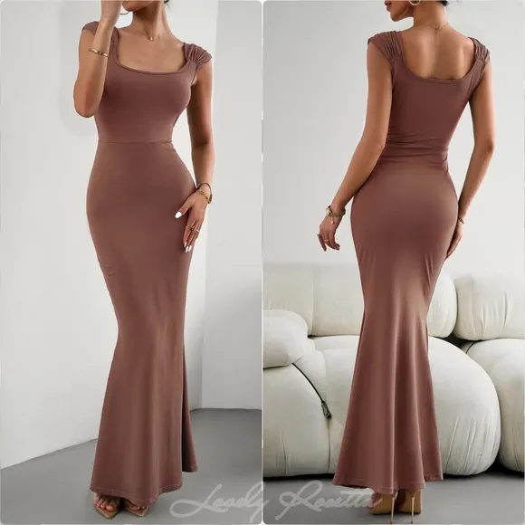 Modern Cap Sleeve Scoop Neck Maxi Dress