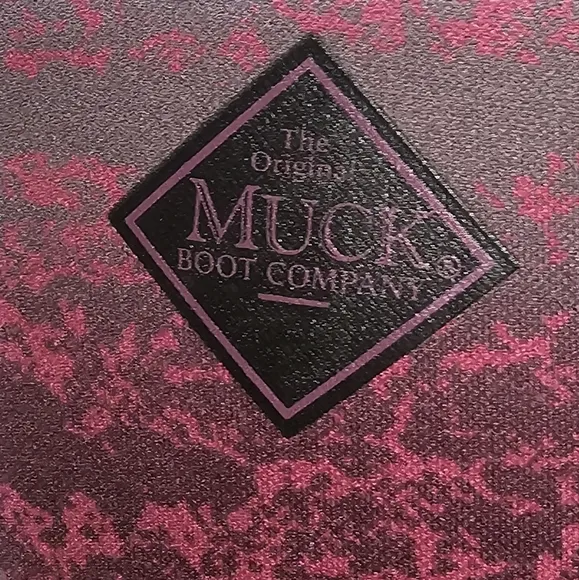 Muck Boots Kids 3 Black and Purple Print Boots