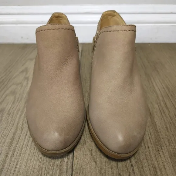 NATURALIZER Zarie Genuine Nubuck Leather Booties, Nwot, Side Zipper, 7 Wide