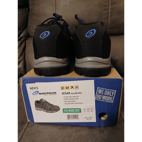 Nautilus Mens Black Accelerator Carbon Toe Work Shoes Size 9.5 Wide EE- NEW #828