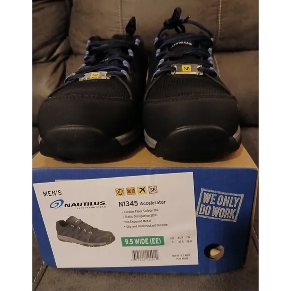 Nautilus Mens Black Accelerator Carbon Toe Work Shoes Size 9.5 Wide EE- NEW #828