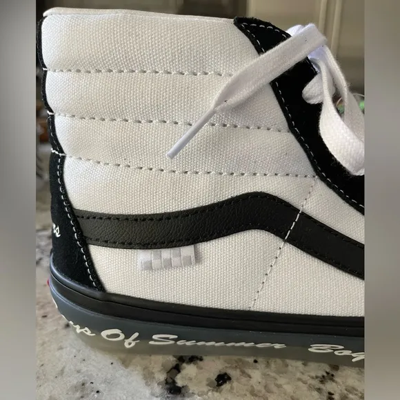 NEW 9 Vans Sk8-Hi VCU Skate Shoe Boys of Summer High tops Street Wear skate Rad