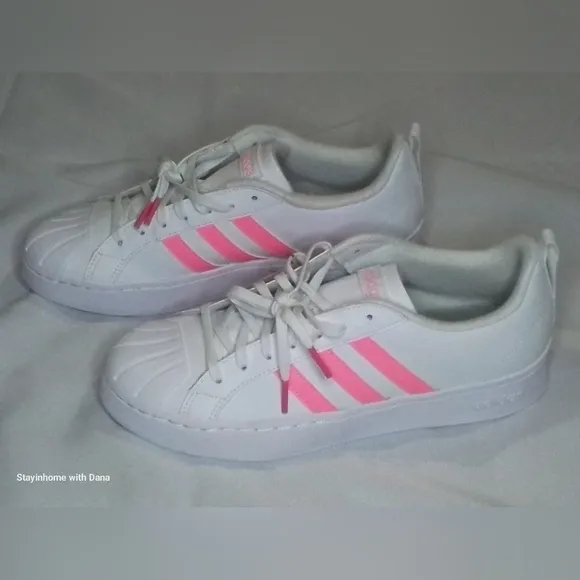 New Adidas Streetcheck Shoes / Skate White &amp; Pink GZ1948 MENS sz 7