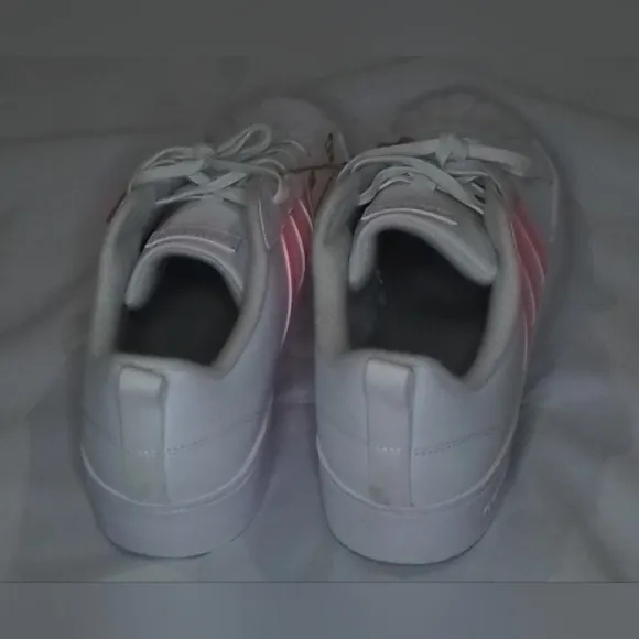 New Adidas Streetcheck Shoes / Skate White &amp; Pink GZ1948 MENS sz 7