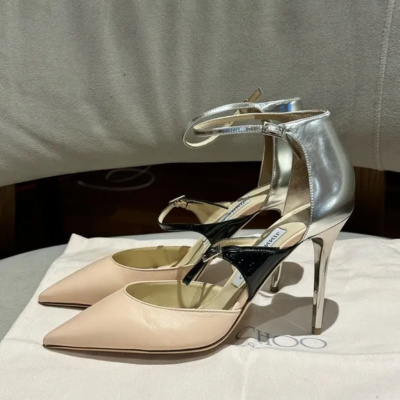 New Authentic Jimmy Choo Pink/Nude pointy Heel with silver back