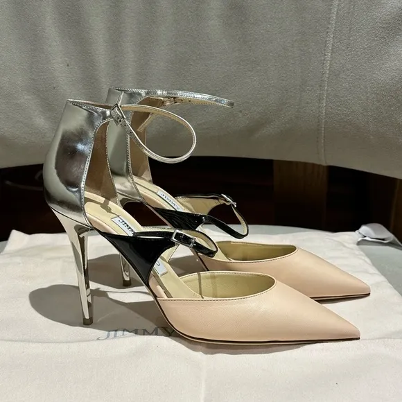 New Authentic Jimmy Choo Pink/Nude pointy Heel with silver back