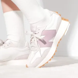 New Balance 327 Womens Sneakers Shoes Moonbeam &amp; December sky various size 6