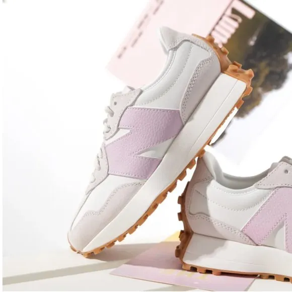 New Balance 327 Womens Sneakers Shoes Moonbeam &amp; December sky various size 6
