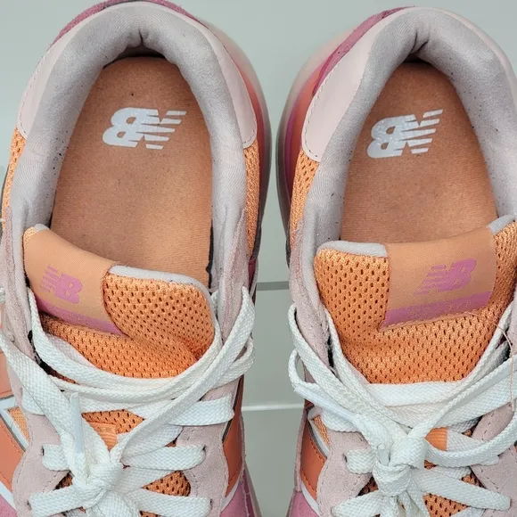 New Balance 57’40 Sneakers Shoes Vibram Pink Women's Size 11 Pre-owned