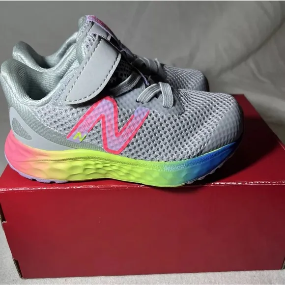 New Balance Fresh Foam Arishi v4 Bungee Kid's Shoes Gray Girls US Size 5T