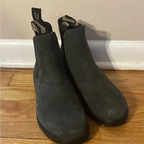 🖤NEW Blundstone Rustic Black Women’s Original High Top Boots🖤
