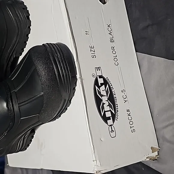 New Climate Snow Boots Black Sz 11 Mens waterproof rubber velcro
