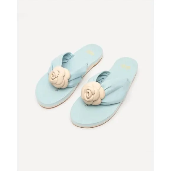 NEW FRANCES VALENTINE women's magnolia thong flower sandals in blue