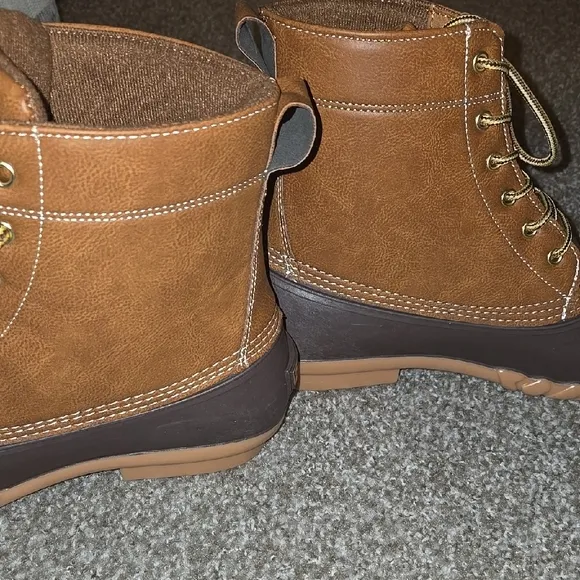 New Land's End Water Resistant  Duck Boots