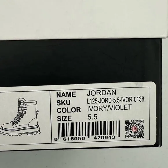 NEW Larroude Jordan Lace Up Ivory Violet Combat Boots Size 5.5