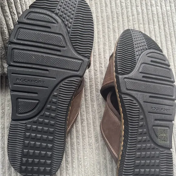 New leather men’s sandals brown 10.5 Rockport