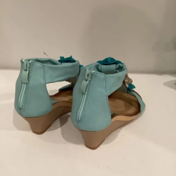 NEW PATRIZIA FLORAL BLUE SANDALS WEDGES 36 6