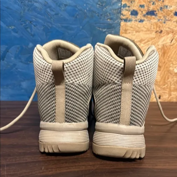 NEW Propet Gray Boots Durable Comfort for Outdoor Adventures