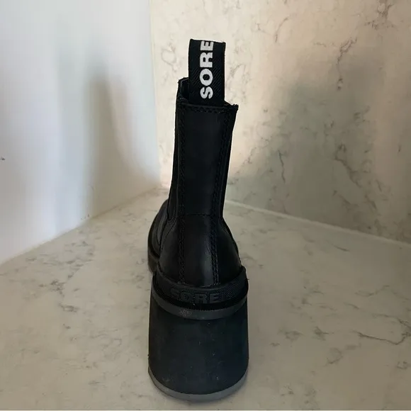 New! Sorel Waterproof Chelsea bootHi-Line heel Size 7 black $190