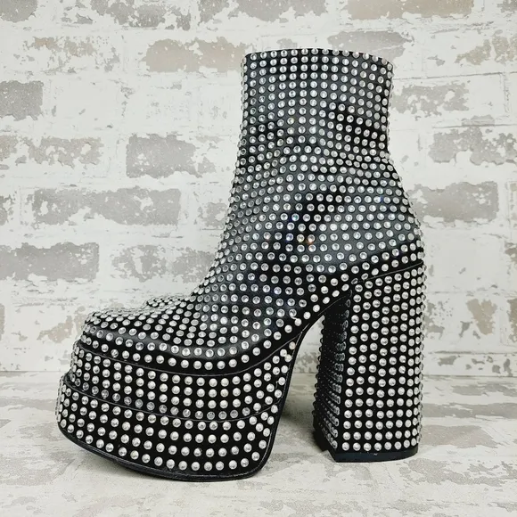 NEW Steve Madden Black Silver Cobra Rhinestones Ankle Platform Boots T725