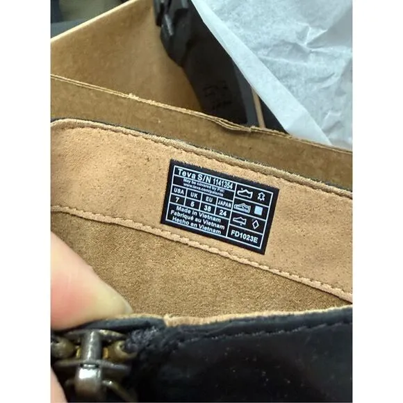 New Teva Rowena Black Leather Waterproof Buckle Boots 7